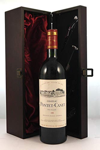 Chateau Pontet Canet 1981 Grand Cru Classe Pauilliac in einer mit Seide ausgestatetten Geschenkbox, da zu 4 Weinaccessoires, 1 x 750ml Chateau Pontet Canet 1981 Grand Cru Classe Pauilliac in einer mit Seide ausgestatetten Geschenkbox, da zu 4 Weinaccessoires, 1 x 750ml von Château Pontet Canet