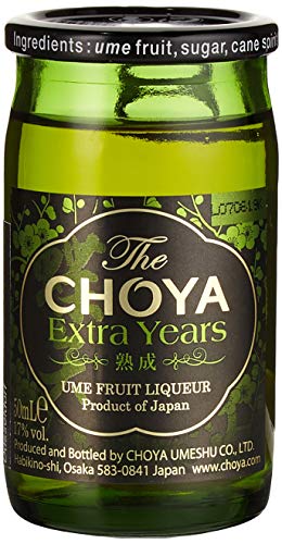 CHOYA Extra Years (Premium Fruchtlikör, alkoholhaltiges Getränk aus Japan, Ume Frucht Likör, mit ganzer Frucht, 17% vol.) 1er Pack (1 x 50 ml) von Choya