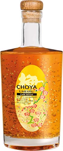 Choya Umeshu Gold Edition, mit echten Blattgold Flocken (japanischer Ume Fruchtlikör & französischer Brandy, Ume Frucht, 19% vol.) 1er Pack (1 x 0.5 l) von Choya