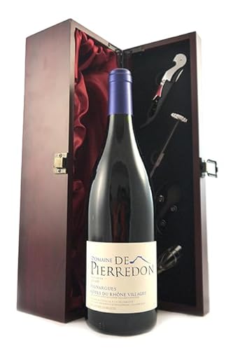 Cotes Du Rhone Villages 'Signargues' 2010 Domaine De Pierredon (Red wine) in einer Geschenkbox, da zu 4 Weinaccessoires, 1 x 750ml von Cotes Du Rhone