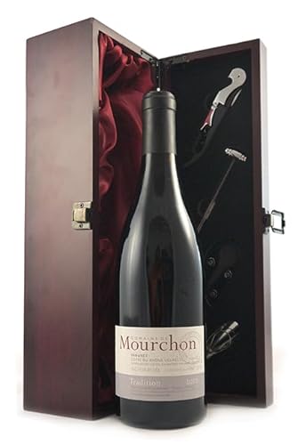 Cotes du Rhone Villages 'Seguret Cuvee Tradition' 2010 Domaine de Mourchon (Red wine) in einer mit Seide ausgestatetten Geschenkbox, da zu 4 Weinaccessoires, 1 x 750ml von Cotes du Rhone