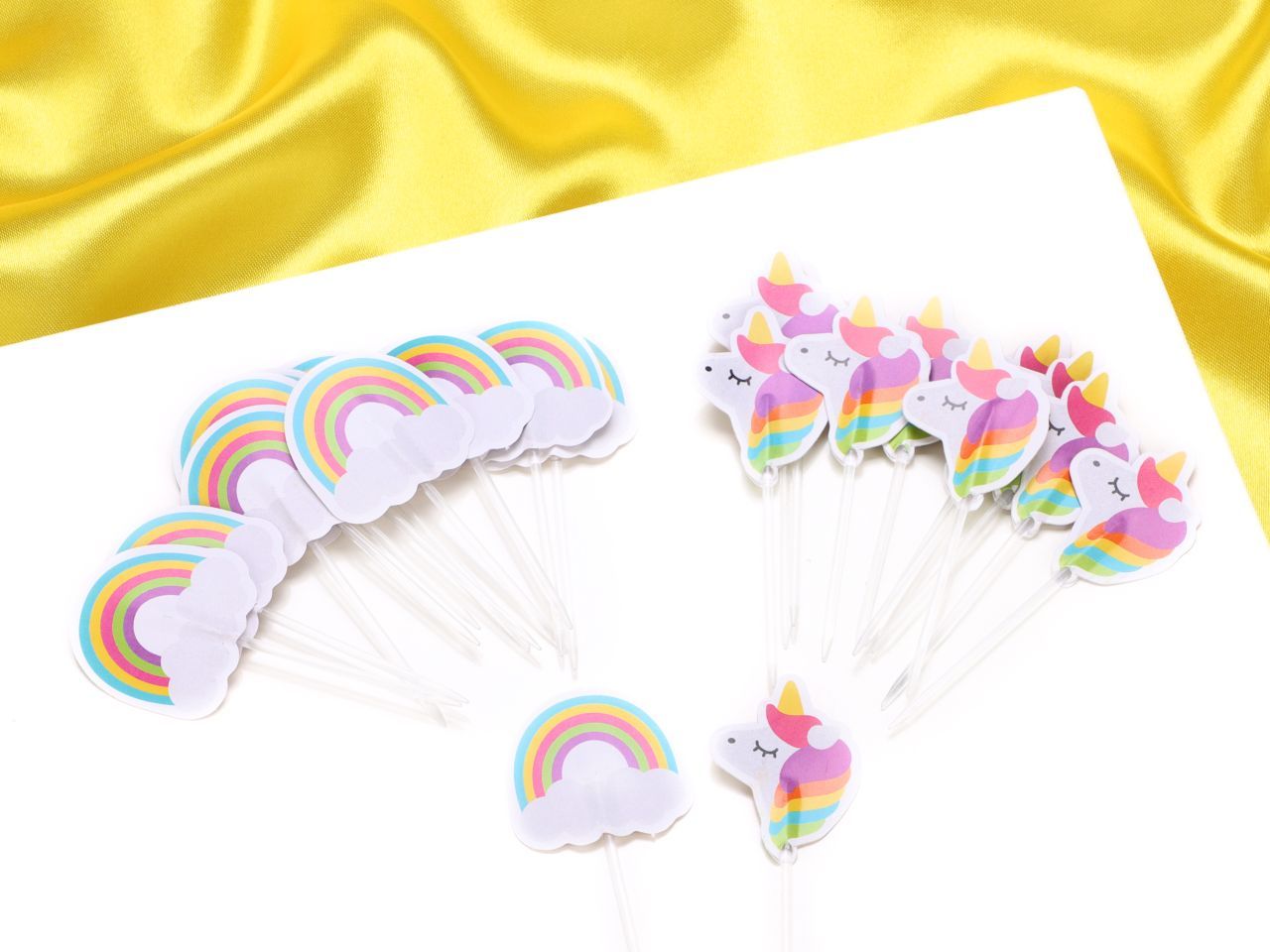 Cupcakes Deko Einhorn, Picker, 24 Stück Cupcakes Deko Einhorn, Picker, 24 Stück von Culpitt