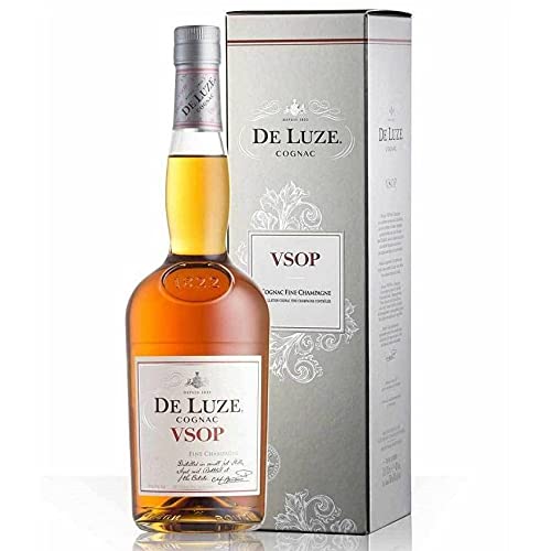 VSOP COGNAC FEINER CHAMPAGNER 70 CL IN EINER KISTE von De Luze