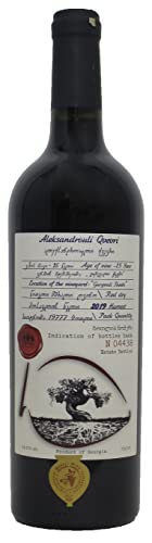 Georgischer Amphorenwein ALEXANDROULI Qvevri rot trocken, aus 25 Jährigen Alexandrouli-Rebstöcken, 6 Monaten in Qvevri und danach 12 in Eichenfass gefeift, Appellation Gurgvali Tkeebi, Georgien von DURUJI VALLEY