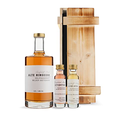 Grafschaft Mark Alte Himbeere Obstbrand Geschenkset 1x 0,7 L & 2x 0,02 L, 40% vol. Alk., edle Holzbox mit Himbeerbrand, Quetschenbrand und Apfelbrand, Obstler im Holzfass gereift, Schnaps Geschenk von DeCavo