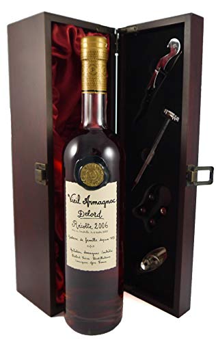 Delord Freres Bas Vintage Armagnac 2006 (70cl) in einer mit Seide ausgestatetten Geschenkbox, da zu 4 Weinaccessoires, 1 x 700ml von Delord Freres Armagnac