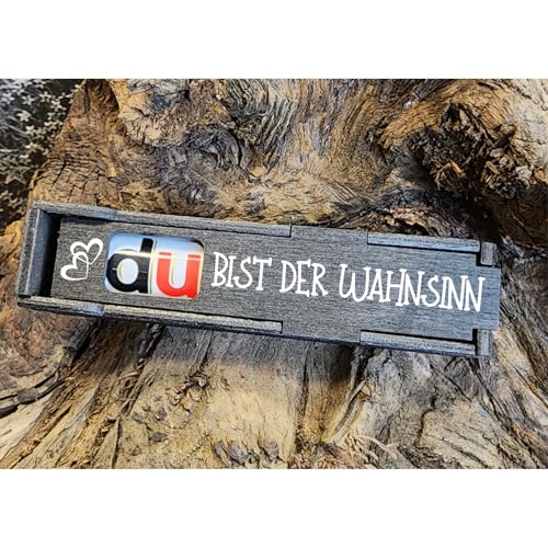 Du bist der Wahnsinn - Schokoriegel Geschenkbox incl. Duplo Riegel, Geburtstag Geschenk für Freundin, Mann, Paar, Freundschaft, Jahrestag (Du bist der Wahnsinn) von Designbysh