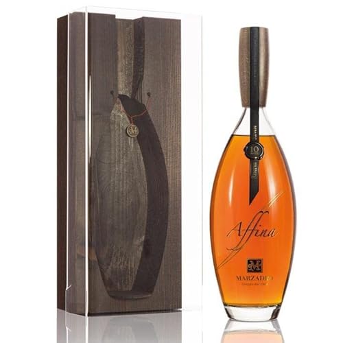 DISTILLERIA MARZADRO GRAPPA AFFINA RISERVA ROVERE 35 CL IM KASTEN von DISTILLERIA MARZADRO