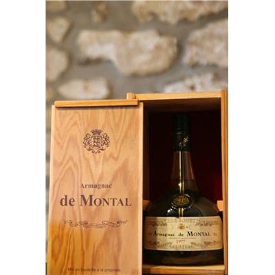 Armagnac, Domaine de Montal, coffret d'origine 1977 Armagnac, Domaine de Montal, coffret d'origine 1977 von Domaine de Montal