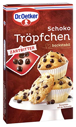 Dr. Oetker Schoko Tröpfchen, 75 g, kleine Drops aus Zartbitterschokolade, zum Einbacken in Kuchen, Schokolade zum Verfeinern von Torten, Muffins & Co., backstabil, vegan Dr. Oetker Schoko Tröpfchen, 75 g, kleine Drops aus Zartbitterschokolade, zum Einbacken in Kuchen, Schokolade zum Verfeinern von Torten, Muffins & Co., backstabil, vegan von Dr. Oetker