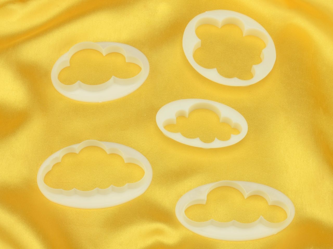 Ausstecherset Wolken 5er von FMM Sugarcraft