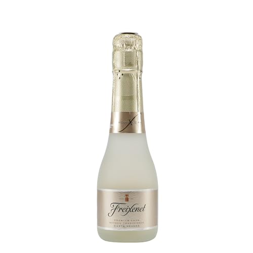 Freixenet Cava Carta Nevada Medium Dry (12 x 0,2 l) von Freixenet