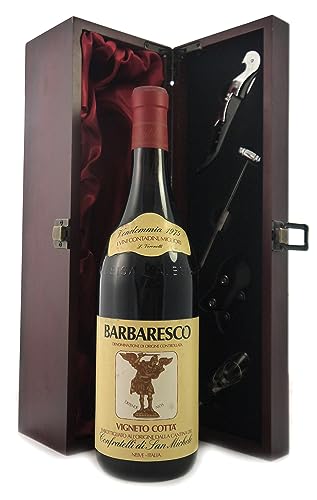 Barbaresco Vigneto Cotta 1975 Confratelli di San Michele (Red wine) in einer mit Seide ausgestatetten Geschenkbox, da zu 4 Weinaccessoires, 1 x 750ml von Generic