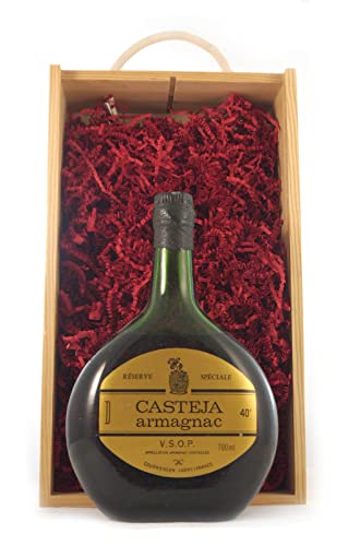 Casteja VSOP Reserve Speciale Armagnac (70cl) in einer mit Seide ausgestatetten Geschenkbox, da zu 4 Weinaccessoires, 1 x 700ml von Generic