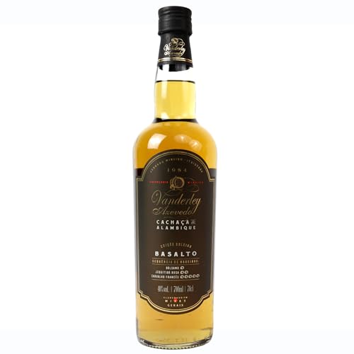 Cachaça Vanderley Azevedo Basalto | 4 Jahre im Soleira-Verfahren gereift, 3 verschiedene Fässer | 700ml 40% Vol Cachaça Vanderley Azevedo Basalto | 4 Jahre im Soleira-Verfahren gereift, 3 verschiedene Fässer | 700ml 40% Vol von Generisch