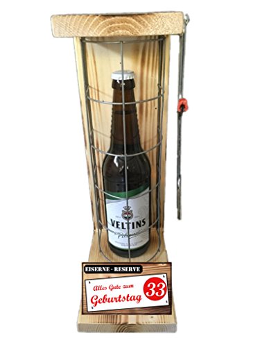 Veltins Pilsener - Biergeschenke für Männer lustig 33 Geburtstag Eiserne Reserve Gitter Text rot: Alles Gute zum 33. Geburtstag Bier (1 x 0.5 l) von Genial-Anders