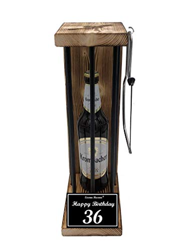 Krombacher - Biergeschenke für Männer lustig 36 Geburtstag Geschenke Eiserne Reserve Black Edition Text s/w Happy Birthday 36 Geburtstag Bier (1 x 0.5 l) von Genial-Anders