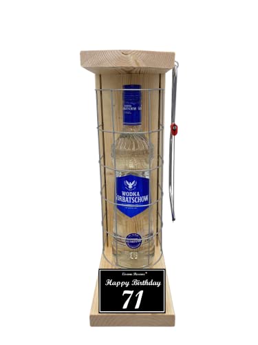Wodka Gorbatschow Geschenk 71 Geburtstag Eiserne Reserve Gitterkäfig Geschenkset Text s/w 71 Happy Birthday Vodka (1 x 0.70 l) Wodka Gorbatschow Geschenk 71 Geburtstag Eiserne Reserve Gitterkäfig Geschenkset Text s/w 71 Happy Birthday Vodka (1 x 0.70 l) von Genial-Anders