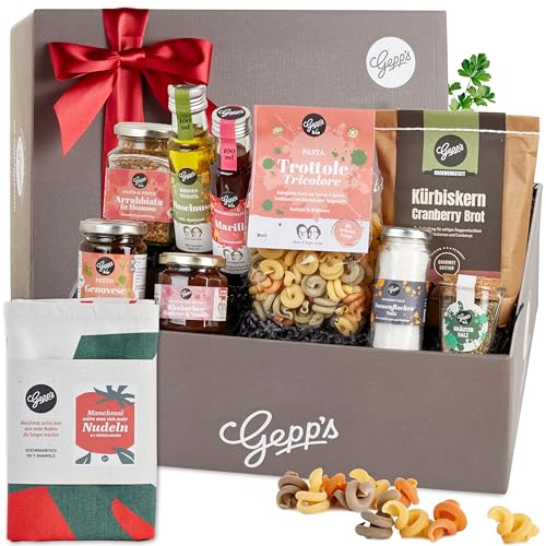 Gepp's Feinkost Geschenkkorb mit vielen Delikatessen & Geschirrtuch I Geschenkset mit Gourmet-Pesto, Pasta-Gewürz, Brotbackmischung, Bio-Olivenöl & Kräutersalz I Präsentkorb für jeden Anlass von Gepp's