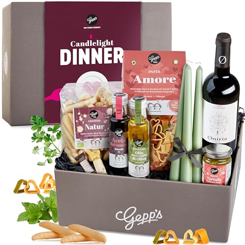 Gepp's Feinkost Candle Light Dinner Box I Romantisches Dinner zu Zweit mit spanischem Rotwein, Pasta in Herzform, Trüffel-Pesto und mehr I Gourmet Geschenkset für genussvolle Momente von Gepp's