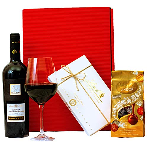 Geschenkset Mailand | Geschenkkorb gefüllt mit Rotwein & Lindt Pralinen | Wein und Schokolade Präsentkorb für Frauen & Männer zu Geburtstag, Dankeschön, Weihnachten von Geschenkbox - 24