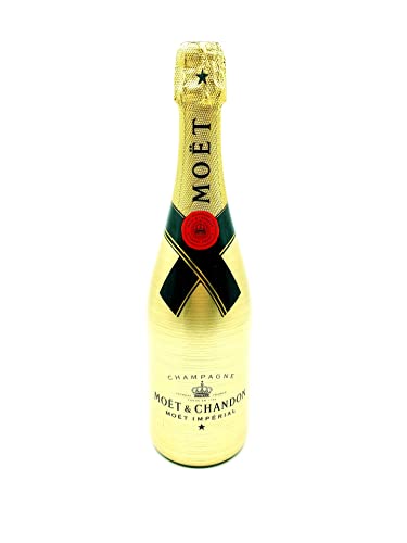 Moët & Chandon Champagne IMPÉRIAL Brut Golden Sleeve Design Champagner ( x 0.75) von Moët & Chandon