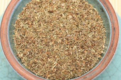 Anis ganz Größe 100g im Beutel von Gewürzkontor München