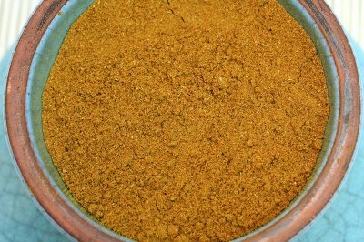 Curry extra scharf mit Chili Bhut Jolokia Größe 500g im Beutel von Gewürzkontor München