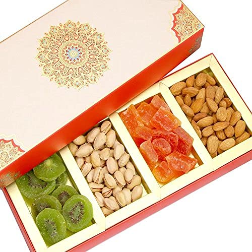Diwali Dryfruits- Fusion 4 Part Almonds, Pistachios, Kiwi and Papaya Box von Ghasitaram Gifts