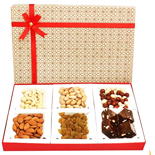 Ghasitaram Gifts Diwali Gifts Diwali Chocolates - Beige 6 Part Nutties, Chewy Fudge, Dryfruits Box von Ghasitaram Gifts