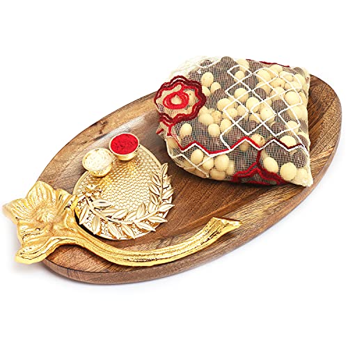 Ghasitaram Gifts Diwali Gifts Diwali Chocolates - Wooden Platter with Pooja Thali and Nutties Pouch von Ghasitaram Gifts