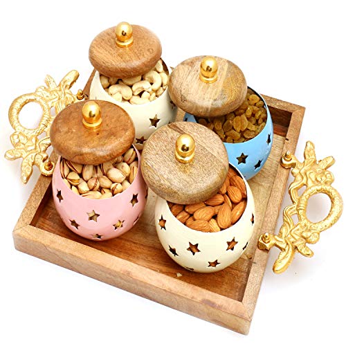 Ghasitaram Gifts Diwali Gifts Diwali Dryfruit - Square Wooden Platter with 4 Dryfruits Jars Ghasitaram Gifts Diwali Gifts Diwali Dryfruit - Square Wooden Platter with 4 Dryfruits Jars von Ghasitaram Gifts