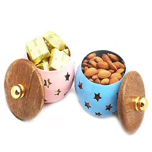 Ghasitaram Gifts Diwali Gifts Hamper - Set of 2 Chocolate and Almonds Metal Jars von Ghasitaram Gifts