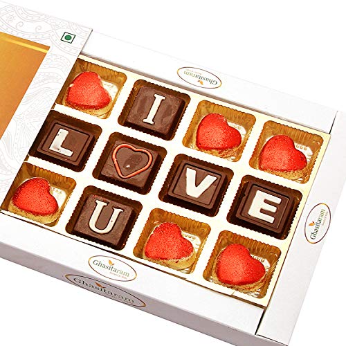 Ghasitaram Gifts - I Love You in Whit Box von Ghasitaram Gifts