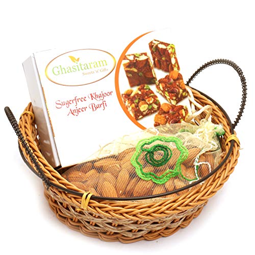 Ghasitaram Gifts Indian Sweets - Diwali Gifts - Diwali Hampers Small Cane Basket with Sugarfree Mix and Almonds Pouch Ghasitaram Gifts Indian Sweets - Diwali Gifts - Diwali Hampers Small Cane Basket with Sugarfree Mix and Almonds Pouch von Ghasitaram Gifts