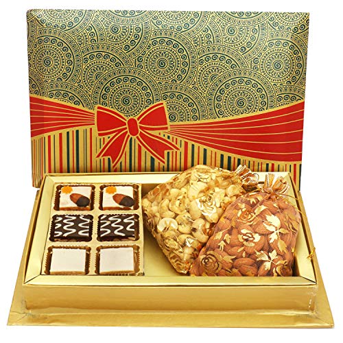 Ghasitaram Gifts Indian Sweets - Diwali Gifts Diwali Sweet - 6 Pcs Ghasitaram Special Bites ,Almonds, Cashews Pouches in Fancy Gift Box von Ghasitaram Gifts