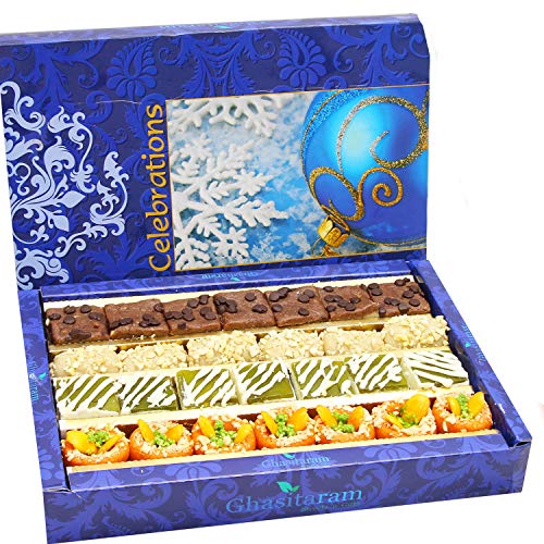 Ghasitaram Gifts Indian Sweets - Diwali Gifts Sweets- Assorted Box of Kaju Chocolate Barfi,Mango Bite,Kaju roll and Kaju Orange Delight 800 GMS von Ghasitaram Gifts