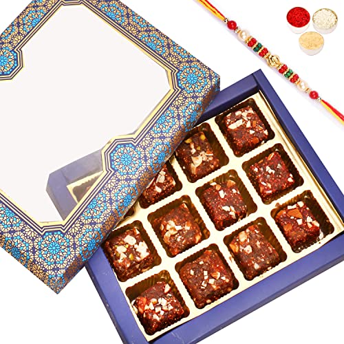 Ghasitaram Gifts Rakhi Gifts for Brothers Blue Print 12 pcs Sugarfree Dates and Figs Bites Box with Beads Rakhi von Ghasitaram Gifts