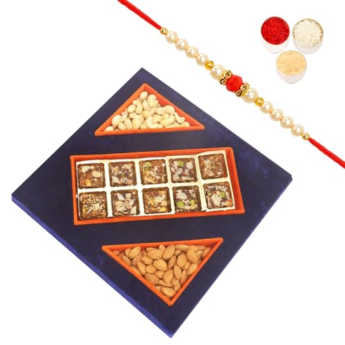 Ghasitaram Gifts Rakhi Gifts for Brothers Blue Velvet Tray of Sugarfree Bites, Almonds and Cashew Pouches with Beads Rakhi von Ghasitaram Gifts