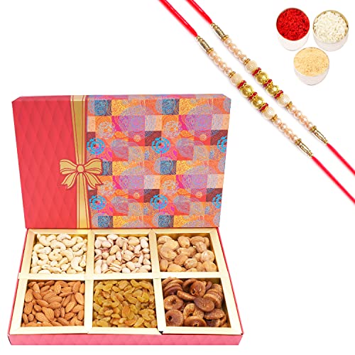 Ghasitaram Gifts Rakhi Gifts for Brothers Dryfruit - Fruit n Nut Box of 6 Dryfruits 300 GMS with 2 Pearl Rakhis Ghasitaram Gifts Rakhi Gifts for Brothers Dryfruit - Fruit n Nut Box of 6 Dryfruits 300 GMS with 2 Pearl Rakhis von Ghasitaram Gifts