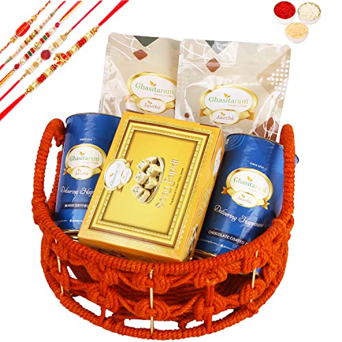 Ghasitaram Gifts Rakhi Gifts for Brothers Orange Jute Basket of assortments with Soan Papdi with 5 rakhis von Ghasitaram Gifts