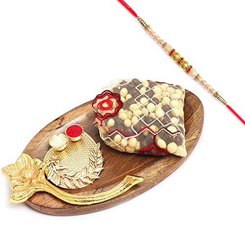 Ghasitaram Gifts Rakhi Gifts for Brothers Rakhi Chocolate Wooden Platter with Pooja Thali and Nutties Pouch with Pearl Rakhi von Ghasitaram Gifts