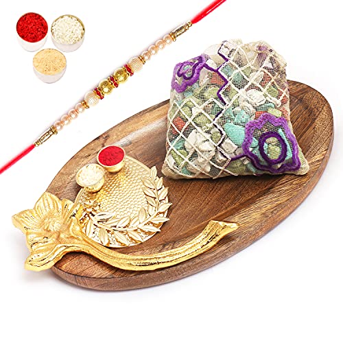 Ghasitaram Gifts Rakhi Gifts for Brothers Rakhi Chocolate Wooden Platter with Pooja Thali and Stone Chocolate Pouch with Pearl Rakhi Ghasitaram Gifts Rakhi Gifts for Brothers Rakhi Chocolate Wooden Platter with Pooja Thali and Stone Chocolate Pouch with Pearl Rakhi von Ghasitaram Gifts