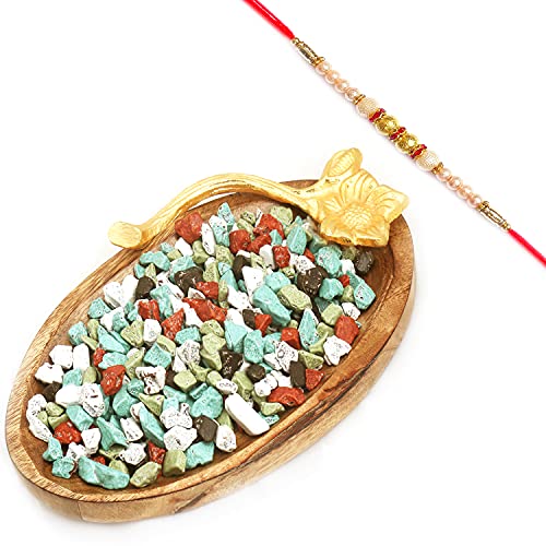 Ghasitaram Gifts Rakhi Gifts for Brothers Rakhi Chocolate Wooden Stone Chocolate Platter with Pearl Rakhi Ghasitaram Gifts Rakhi Gifts for Brothers Rakhi Chocolate Wooden Stone Chocolate Platter with Pearl Rakhi von Ghasitaram Gifts