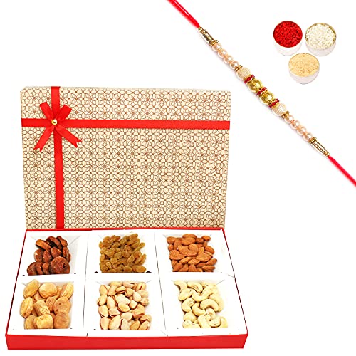 Ghasitaram Gifts Rakhi Gifts for Brothers Rakhi Dryfruits Beige 6 Part Dryfruit Box with Pearl Rakhi Ghasitaram Gifts Rakhi Gifts for Brothers Rakhi Dryfruits Beige 6 Part Dryfruit Box with Pearl Rakhi von Ghasitaram Gifts