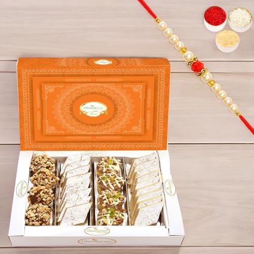 Ghasitaram Gifts Rakhi Gifts for Brothers Rakhi Sweets - Assorted Box Pure Kaju Katlis, Dryfruit Sweets 400 GMS with Beads Rakhi Ghasitaram Gifts Rakhi Gifts for Brothers Rakhi Sweets - Assorted Box Pure Kaju Katlis, Dryfruit Sweets 400 GMS with Beads Rakhi von Ghasitaram Gifts