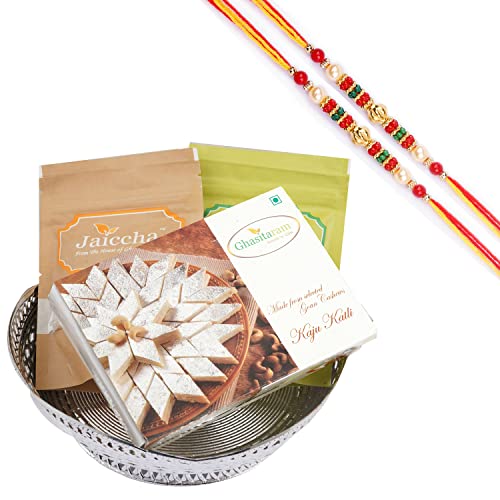 Ghasitaram Gifts Rakhi Gifts for Brothers Rakhi Sweets - Round Silver Basket with Almonds, Raisins and Kaju Katlis with 2 Beads Rakhis von Ghasitaram Gifts