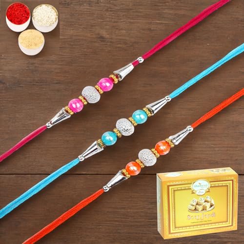 Ghasitaram Gifts Rakhi for Brother Rakhis Online - Set of 3-6194 Rakhis with 200 GMS of Soan Papdi Ghasitaram Gifts Rakhi for Brother Rakhis Online - Set of 3-6194 Rakhis with 200 GMS of Soan Papdi von Ghasitaram Gifts