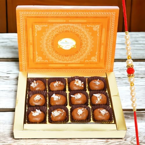 Ghasitaram Gifts Rakhis For Brother Rakhi Sweets - Mathura Peda In White Box with Om Beads Rakhi von Ghasitaram Gifts