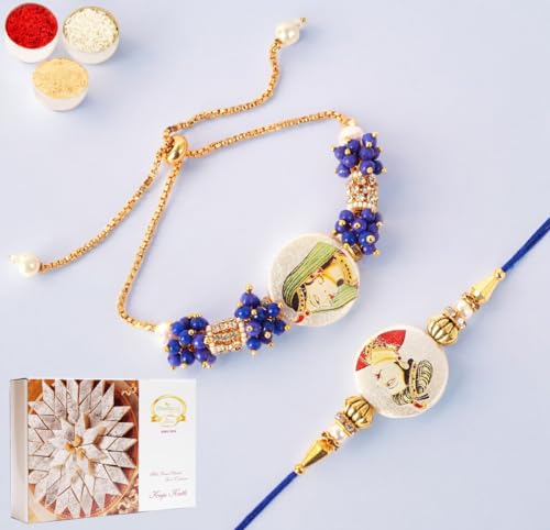 Ghasitaram Gifts Rakhis Online - Rakhi for Brother-King Queen Bhaiya Bhabhi Rakhi with 400 gms of Kaju katli von Ghasitaram Gifts